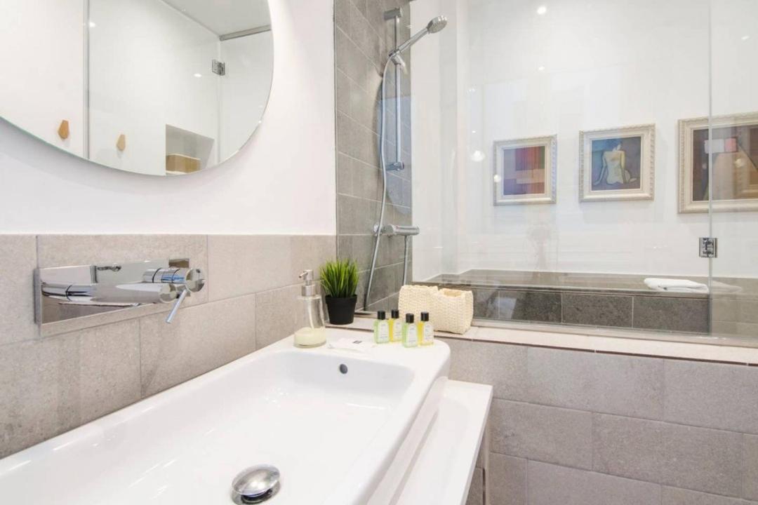 Apartamento Renovated And Modern- 3bd 2bth- Anton Martin Madri