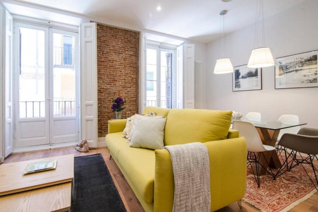 Renovated And Modern- 3bd 2bth- Anton Martin * Madri